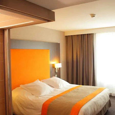 Hotel Domaine La Charpiniere, The Originals Collection 4*