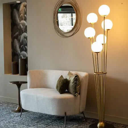 Hotel Domaine La Charpinière, The Originals Collection 4*