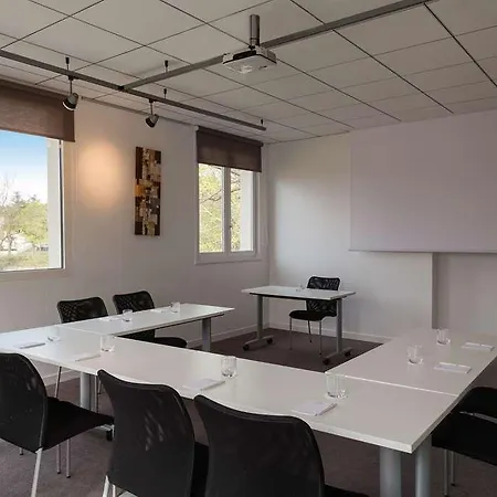 Domaine La Charpinière, The Originals Collection 4* Saint-Galmier