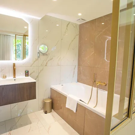 Domaine La Charpinière, The Originals Collection Hotel 4*