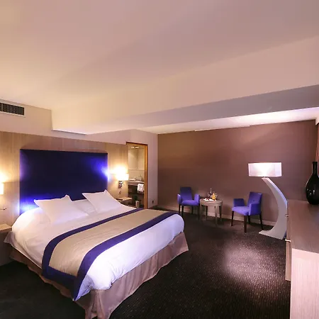 Domaine La Charpinière, The Originals Collection 4* Saint-Galmier