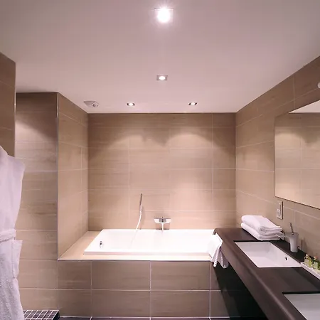 Domaine La Charpinière, The Originals Collection 4* Saint-Galmier