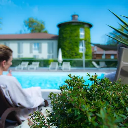 Domaine La Charpinière, The Originals Collection 4* Saint-Galmier